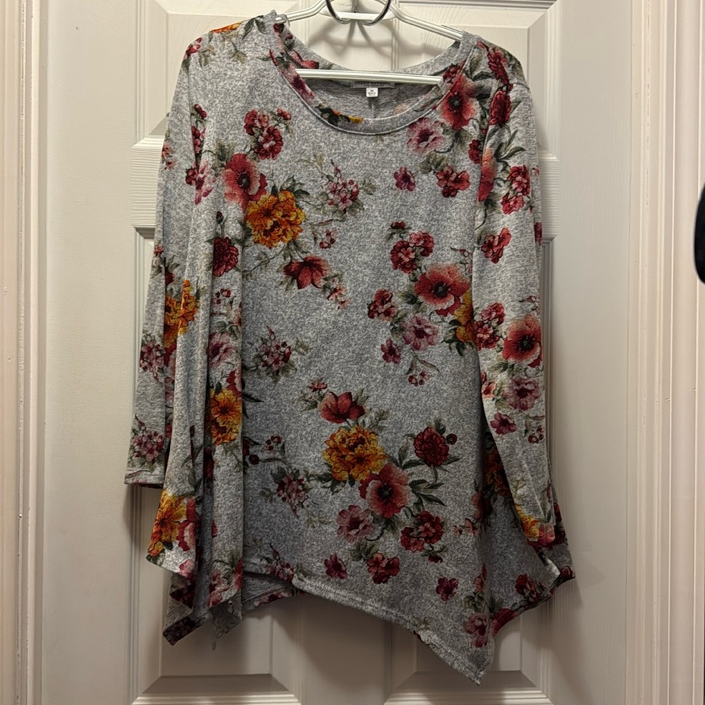 Green Envelope Los Angeles Light weight Floral Sweater 1x